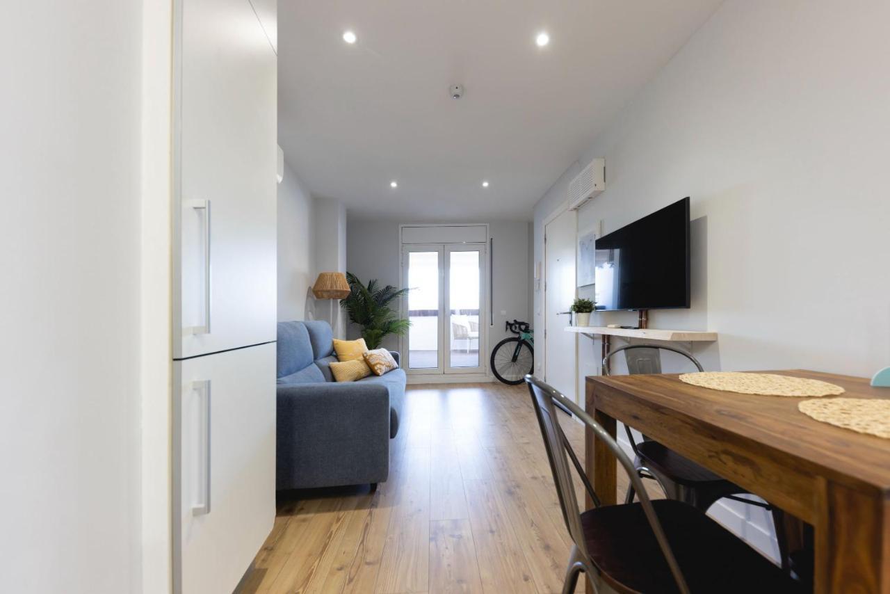 Apartamento Bravissimo Eiximenis, With Beautiful Terrace And Views Gerona Exterior foto