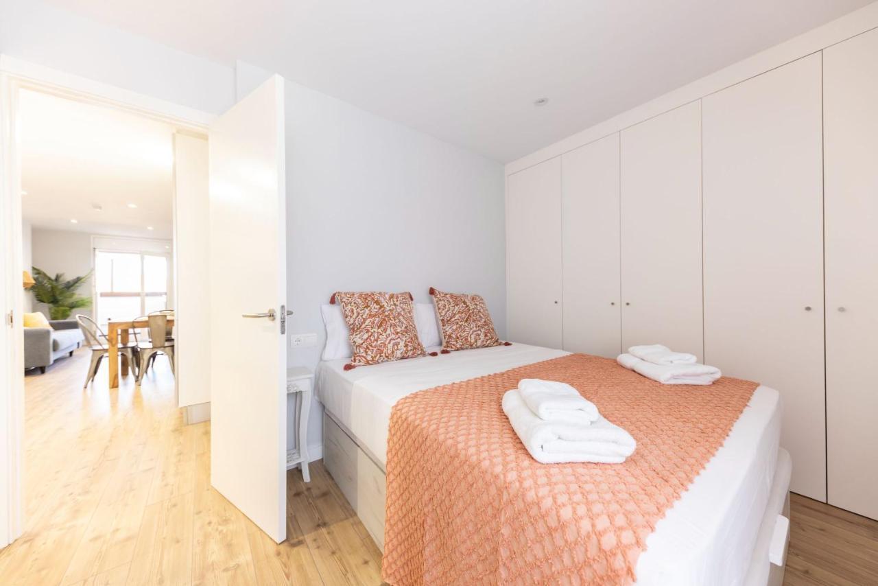 Apartamento Bravissimo Eiximenis, With Beautiful Terrace And Views Gerona Exterior foto