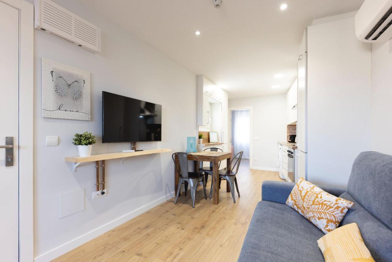 Apartamento Bravissimo Eiximenis, With Beautiful Terrace And Views Gerona Exterior foto