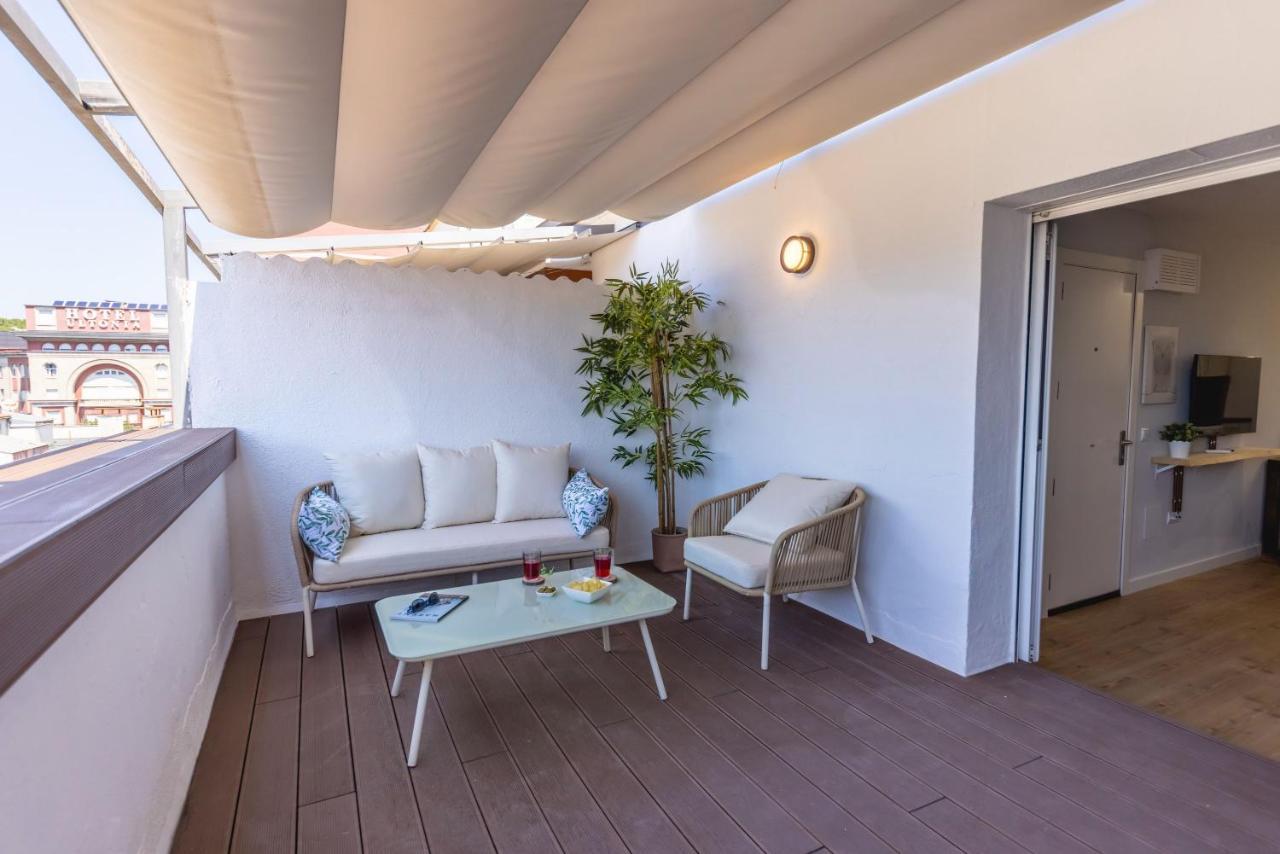 Apartamento Bravissimo Eiximenis, With Beautiful Terrace And Views Gerona Exterior foto